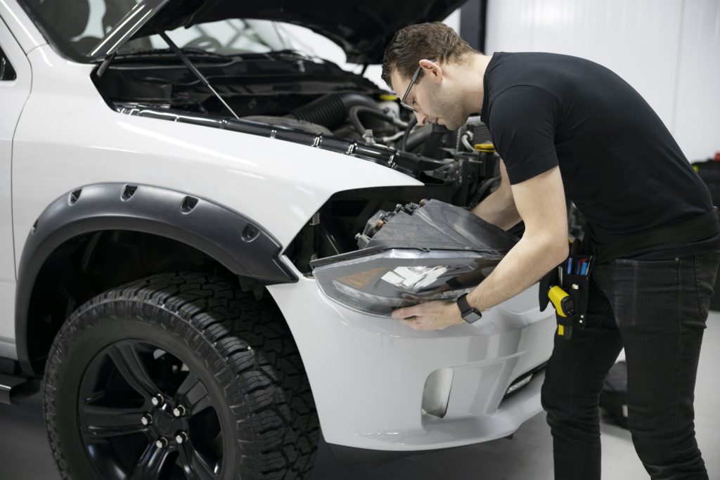 Home 13 Why Choosing an Independent Auto Body Shop Matters After an Accident